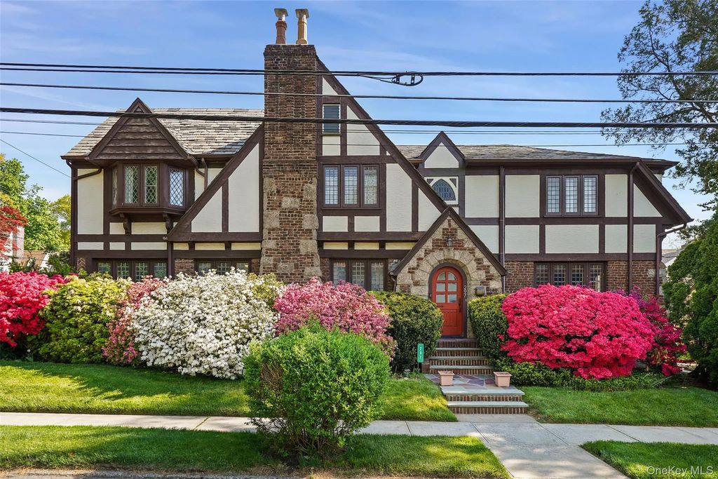 297 E Devonia Avenue, Mount Vernon