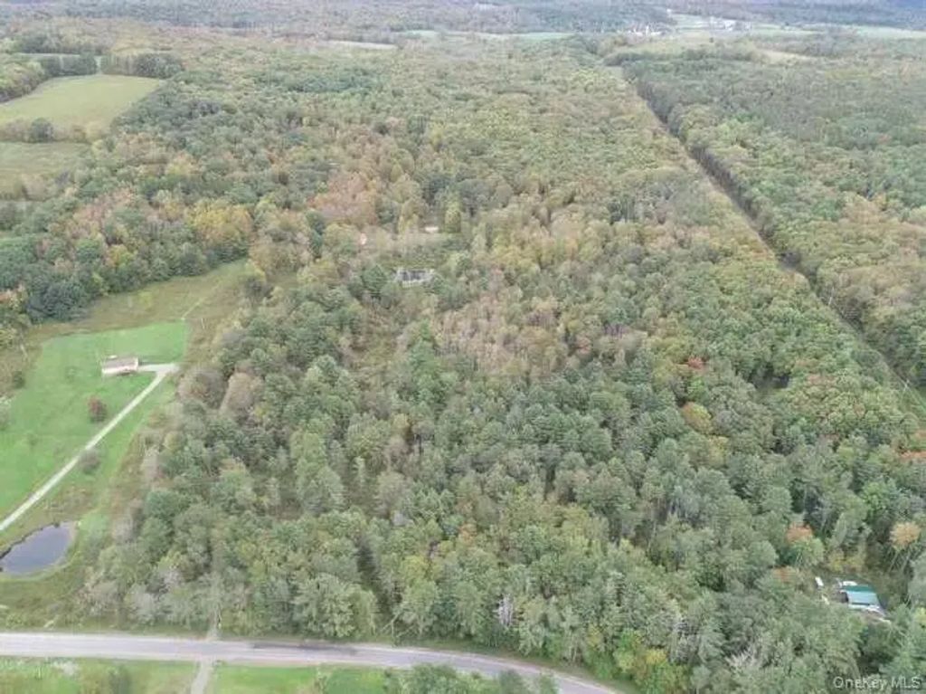 3036 County Highway 4, Call Listing Agent