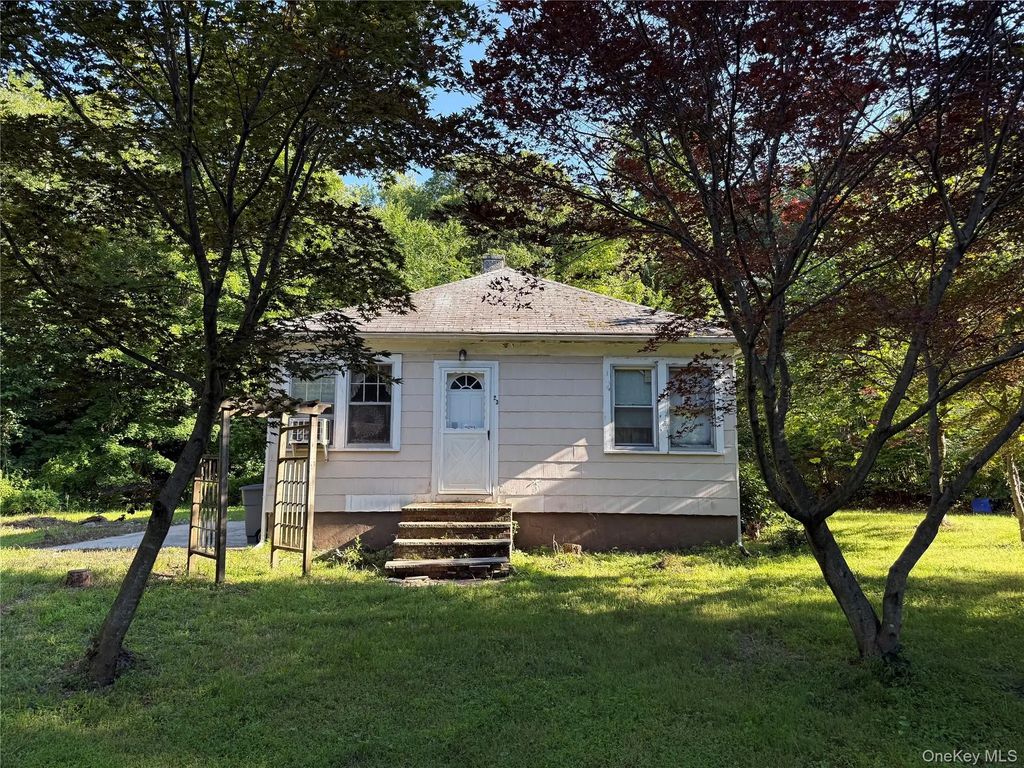 23 Post Road, Sloatsburg
