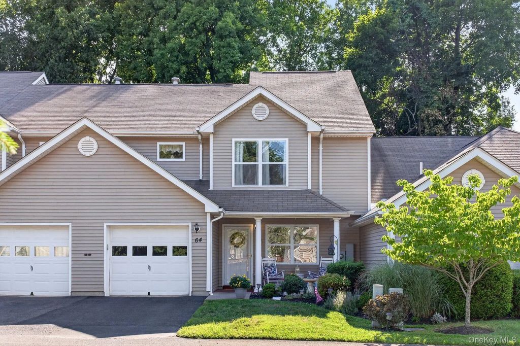 64 Twin Ponds Drive, Kingston