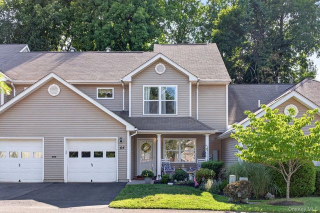 64 Twin Ponds Drive, Kingston