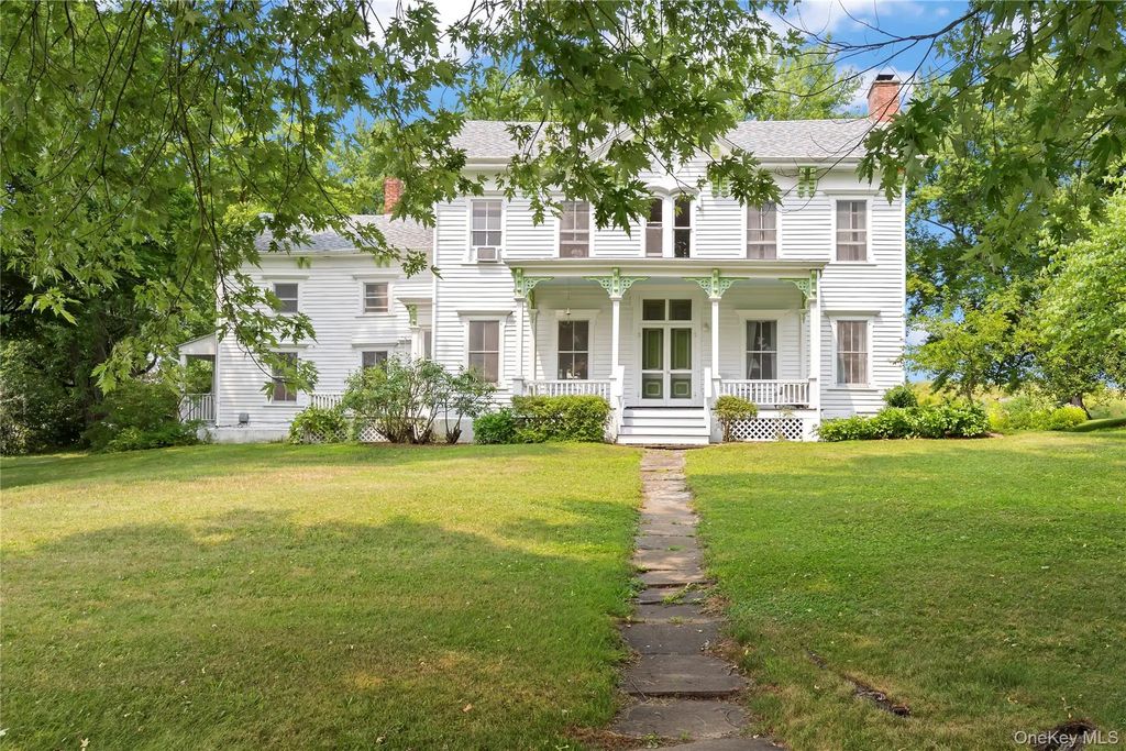 333 County Road 9, Ghent