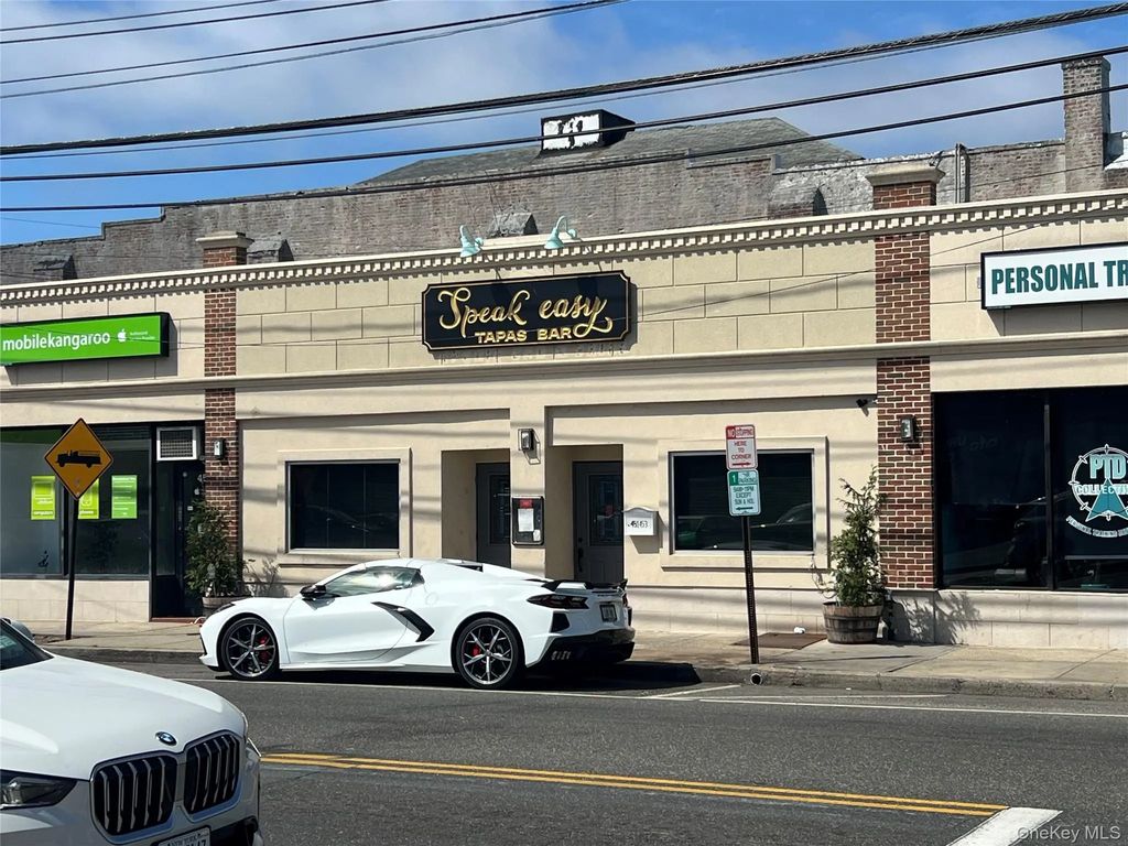 451 Atlantic Avenue, East Rockaway