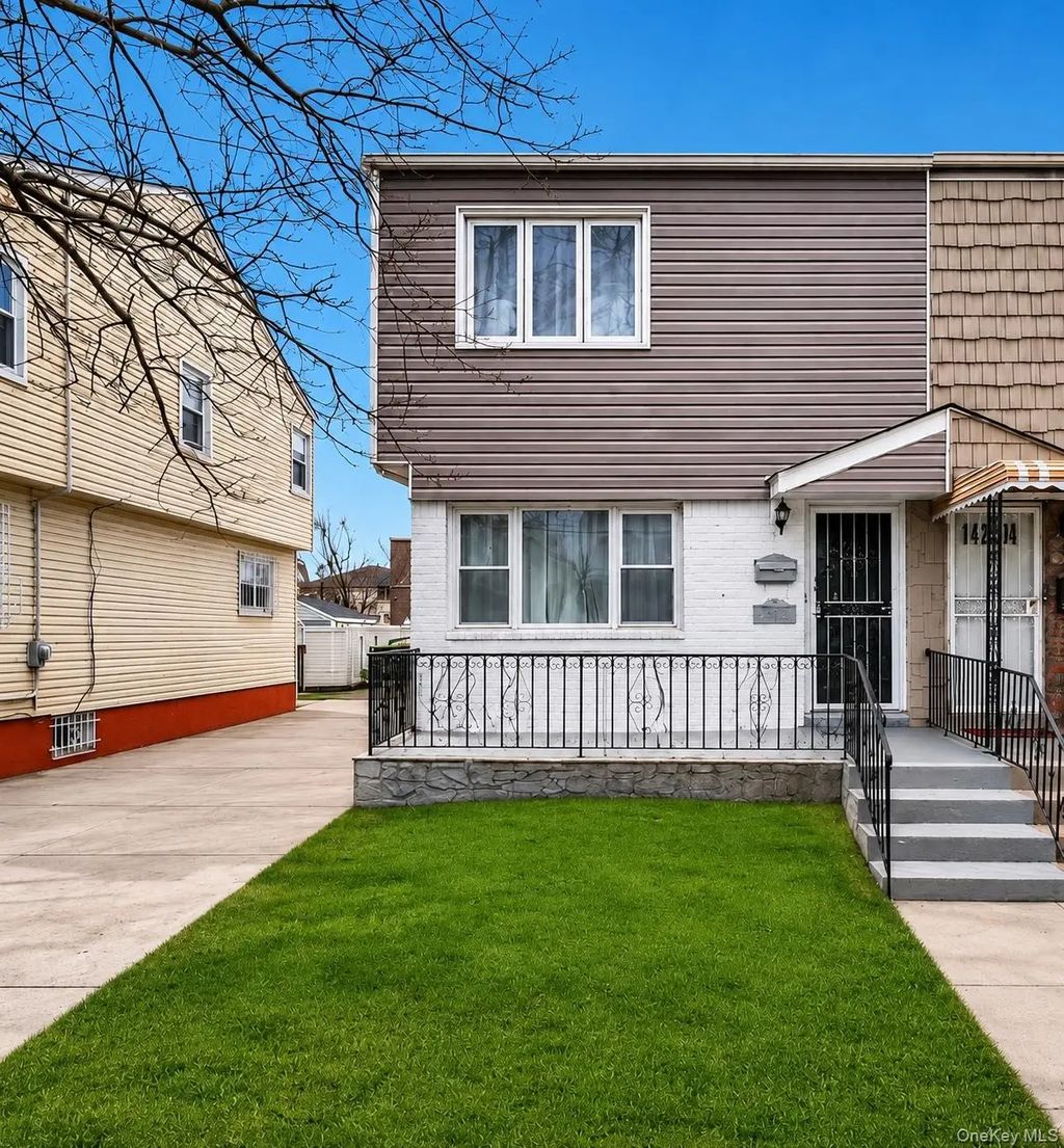 17826 Zoller Road, Springfield Gardens
