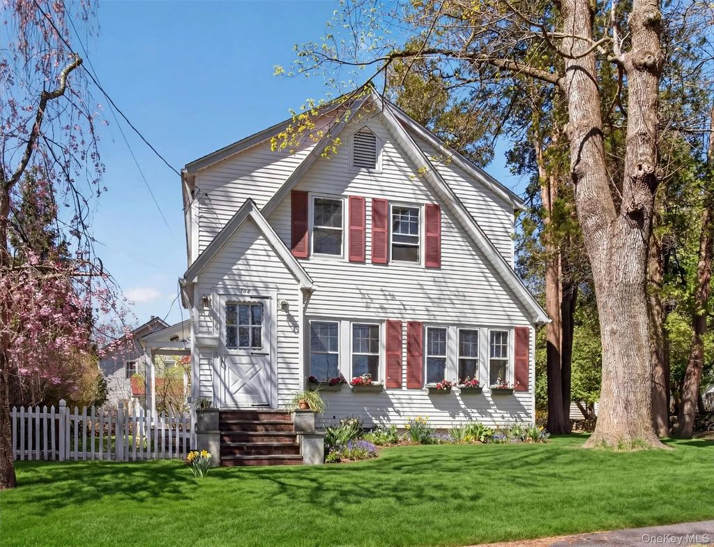 108 Summit Avenue, Tappan