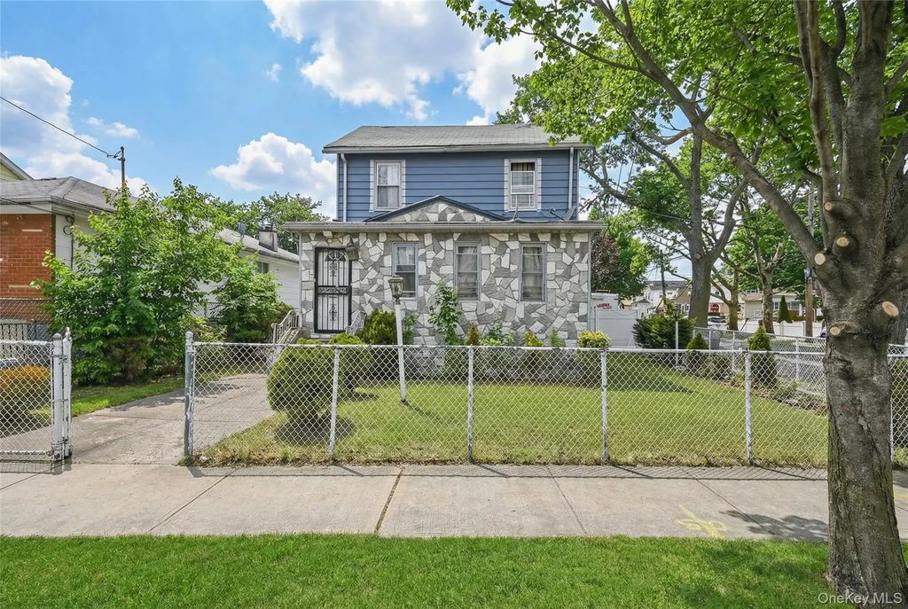 19217 Williamson Avenue, Springfield Gardens