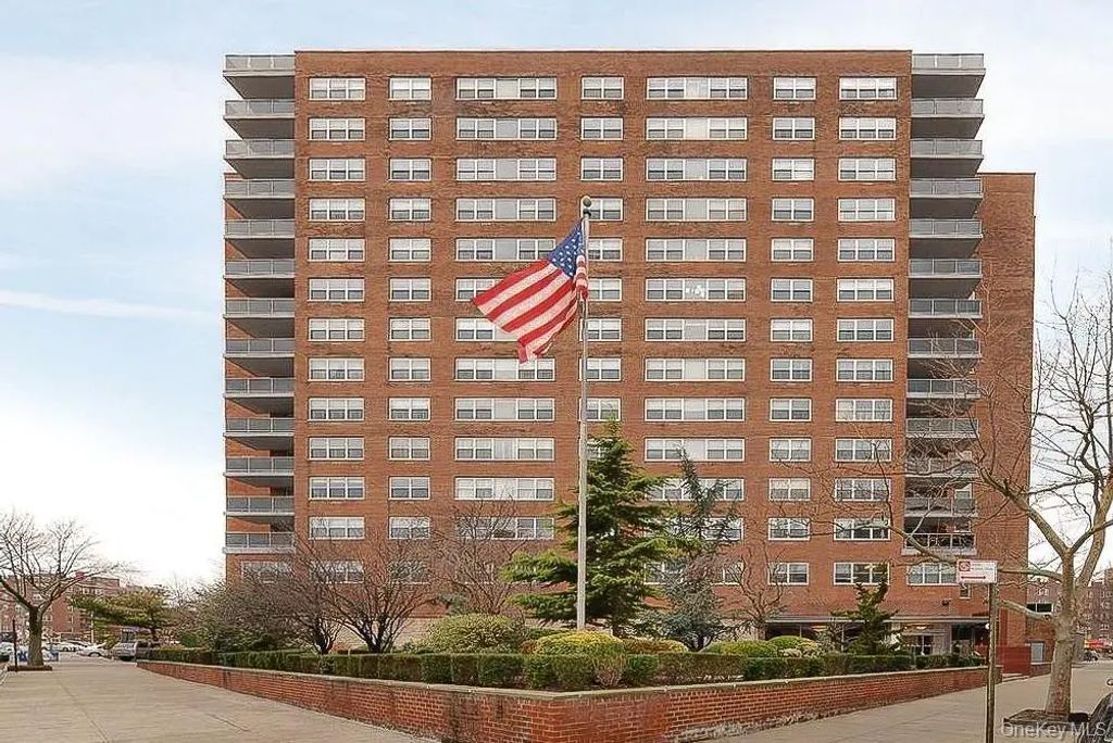 111-20 73rd Avenue # 10j, Forest Hills