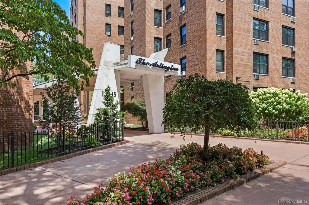 139-15 83rd Avenue # 226, Briarwood