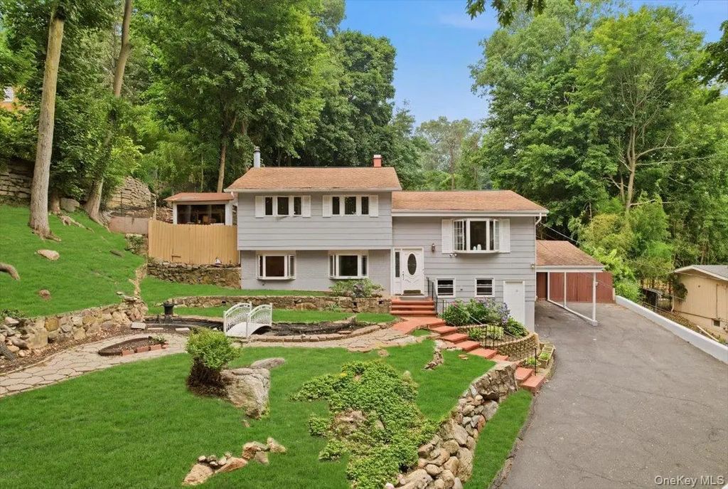 239 Canterbury Road, White Plains