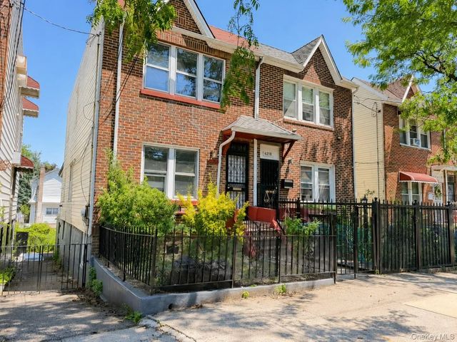 Photo of Listing #1028339