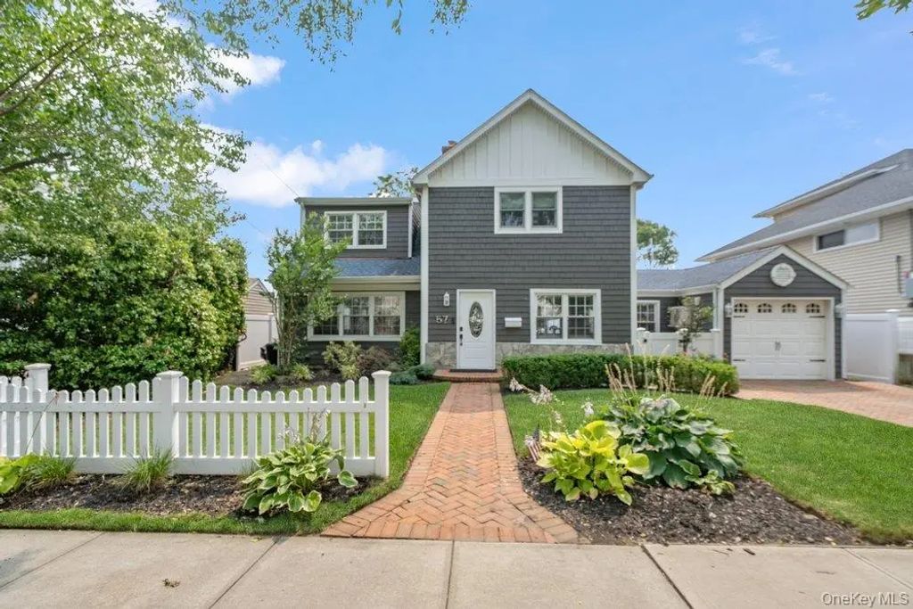 57 Beach Road, Massapequa
