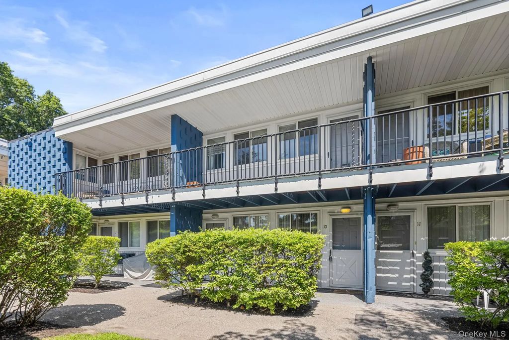 1 Wyndover Woods Lane # 10, White Plains
