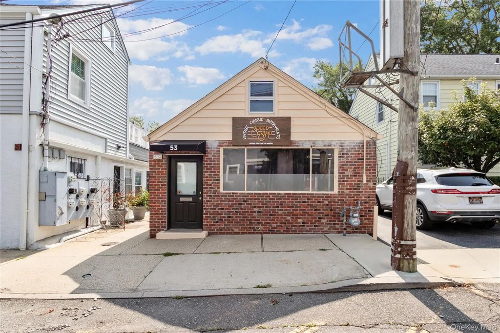 53 Spring Street, Oyster Bay