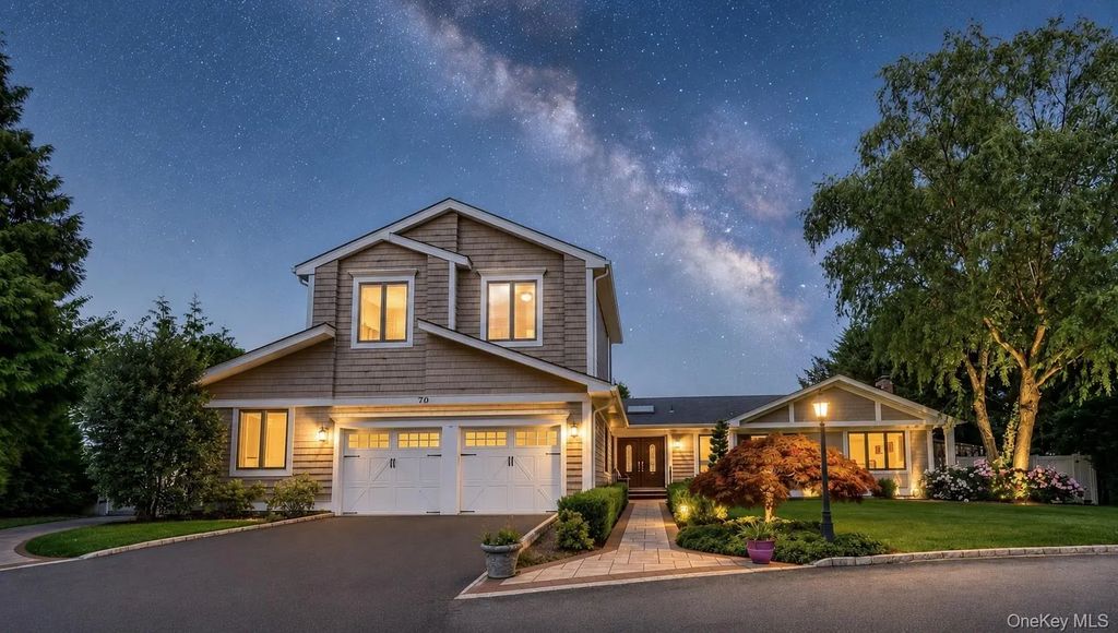 70 Karol Place, Muttontown