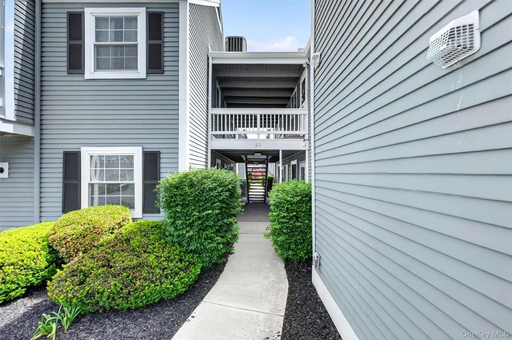 301 Commons Way # C (1st Floor), Fishkill