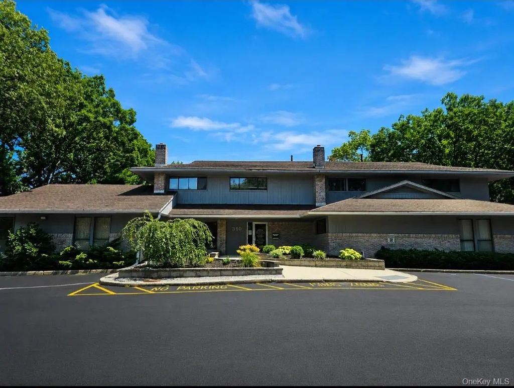 350 Veterans Memorial Highway # Suite 2, Commack