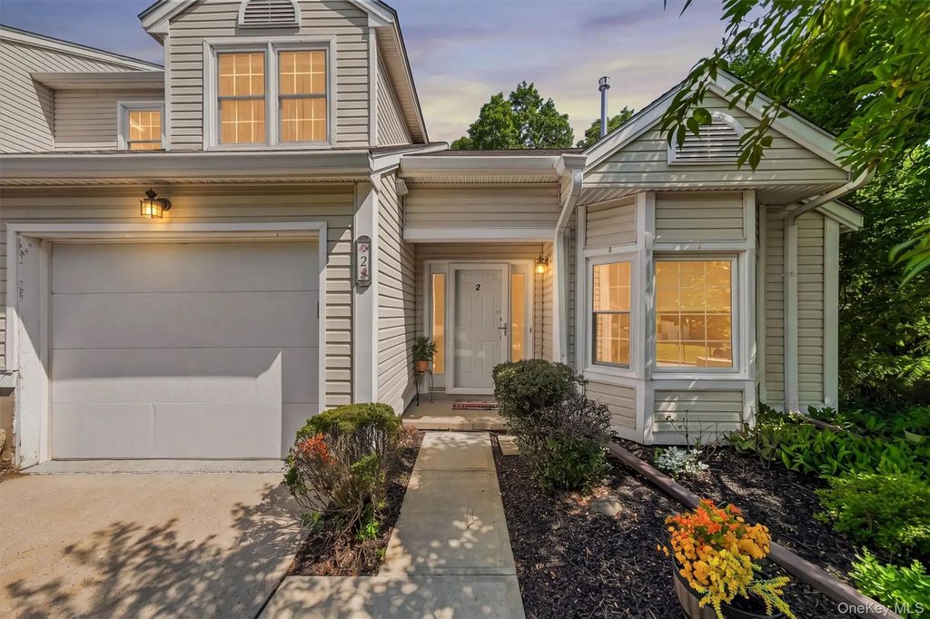 2 N Cambridge Court, Fishkill
