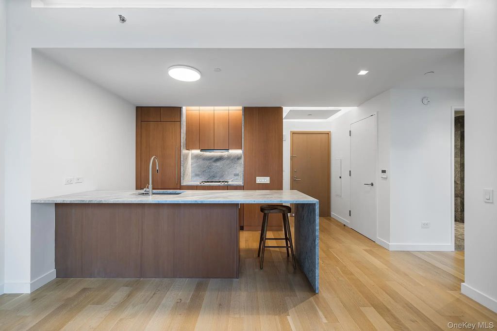611 W 56th Street # 6f, New York (Manhattan)