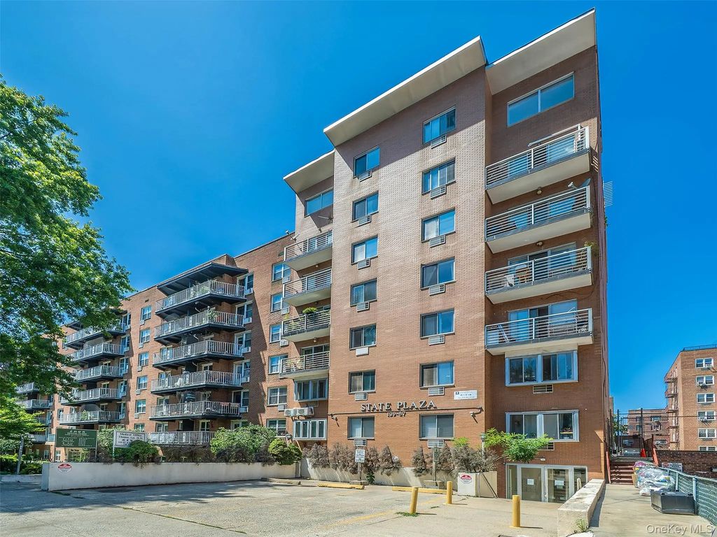 139-87 35th Avenue # 4b, Flushing