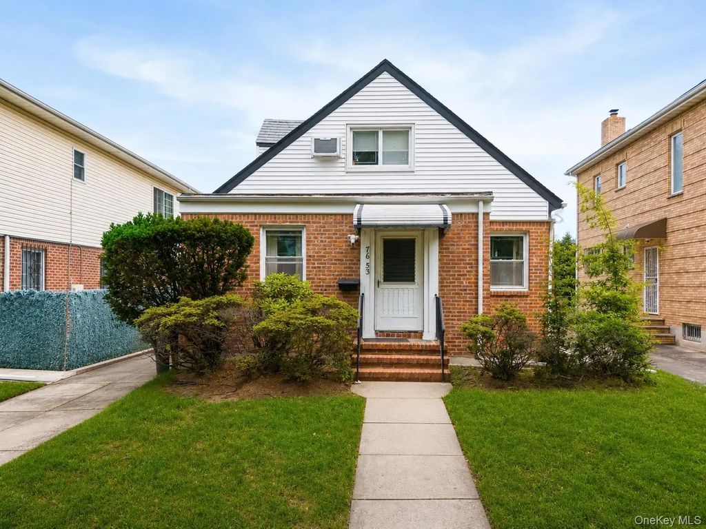 76-53 172nd Street, Fresh Meadows