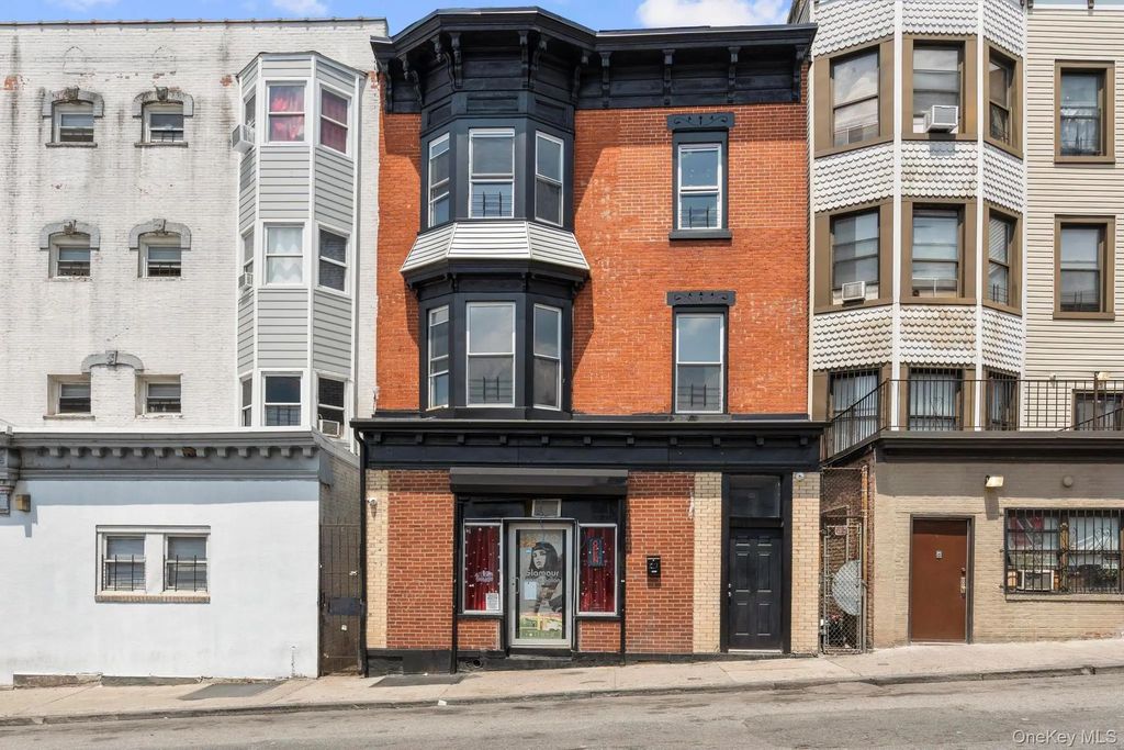 123 Elm Street, Yonkers