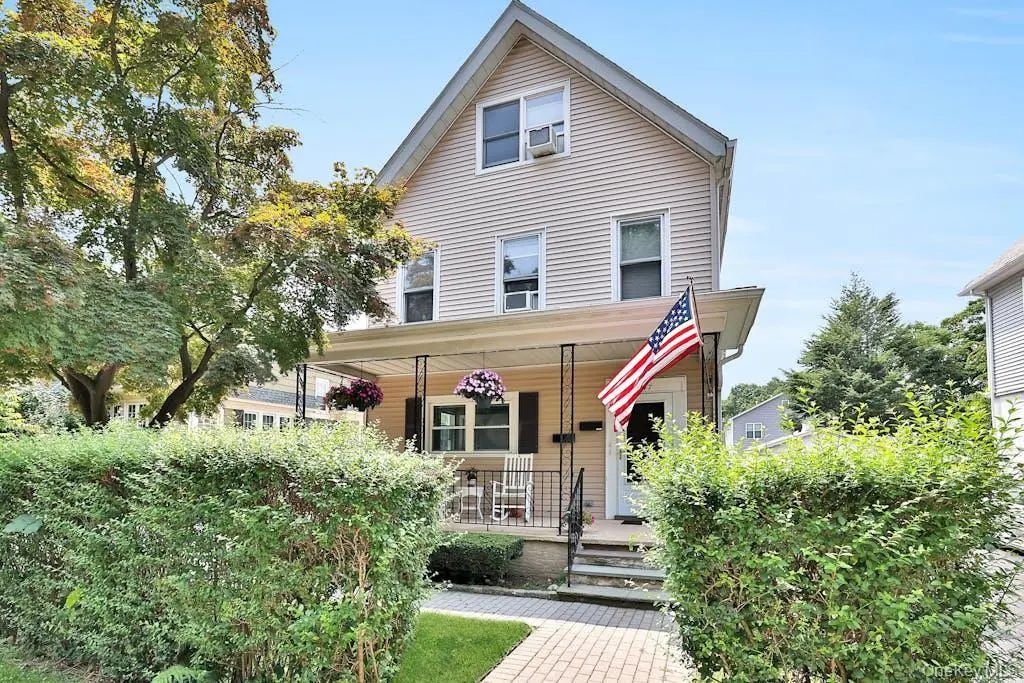 747 Pelhamdale Avenue # 1, Pelham