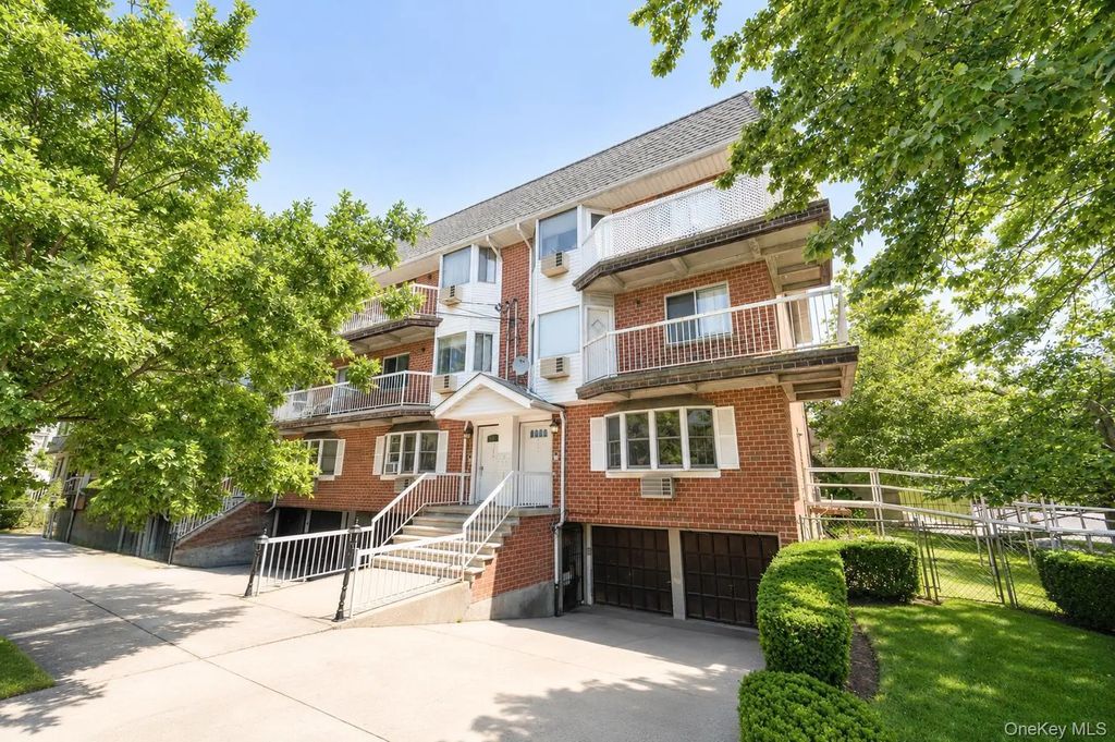 1235 E 95th Street # 101, Brooklyn
