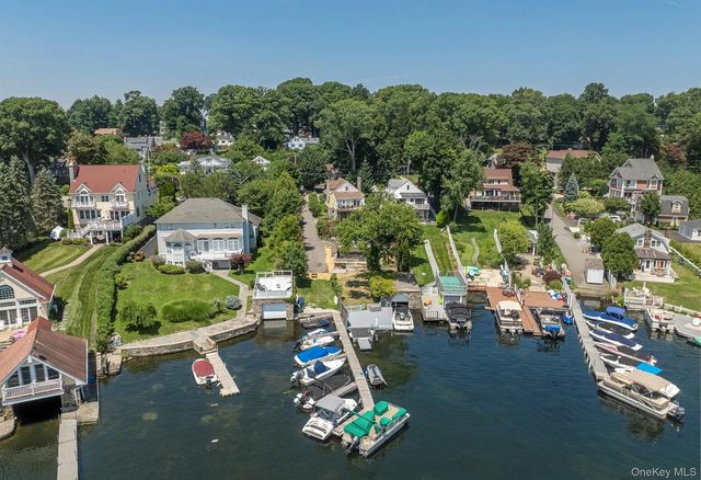 68 W Lake Boulevard, Mahopac