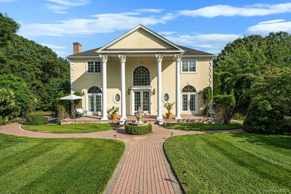 3 Dover Court, Wading River