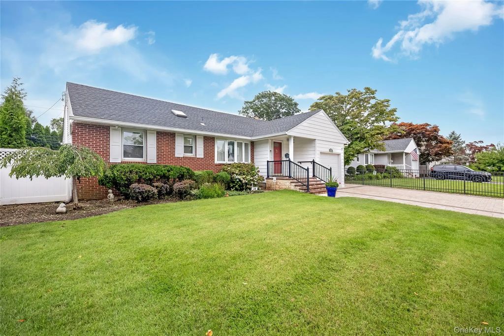 65 Colonial Drive, Farmingdale