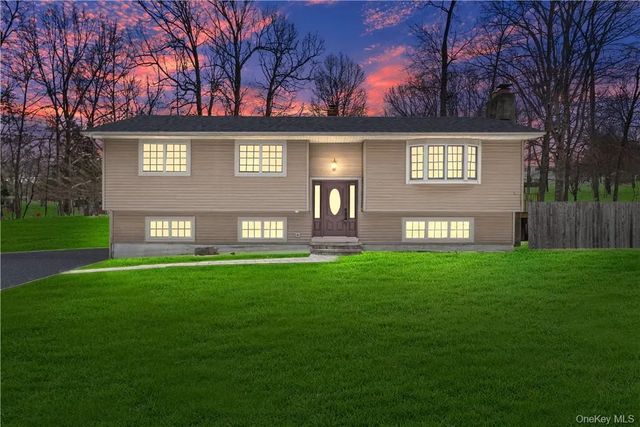 7 Lakeview Drive, Chester