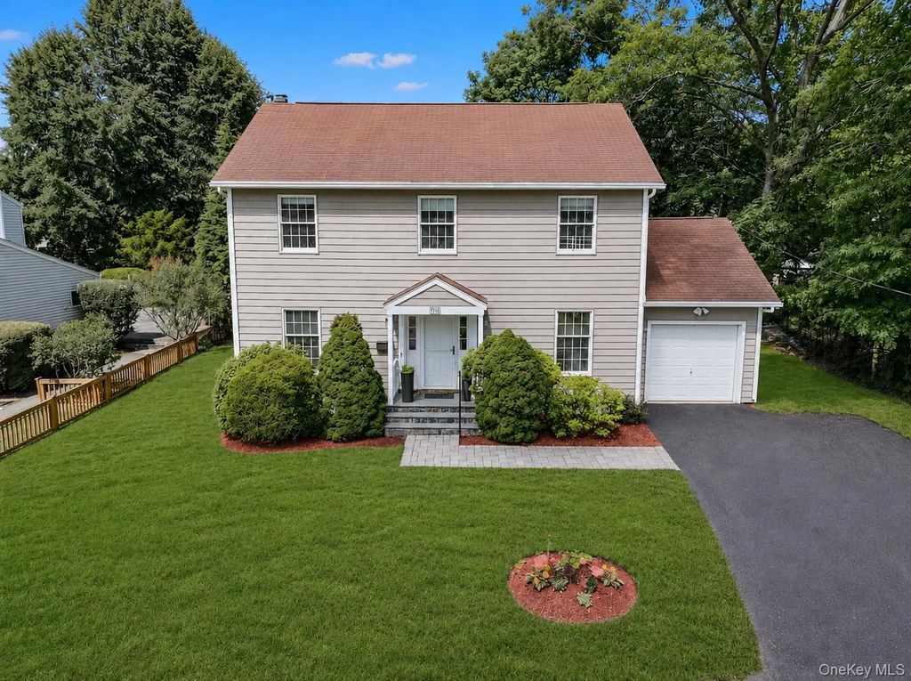 105 Huntley Drive, Ardsley