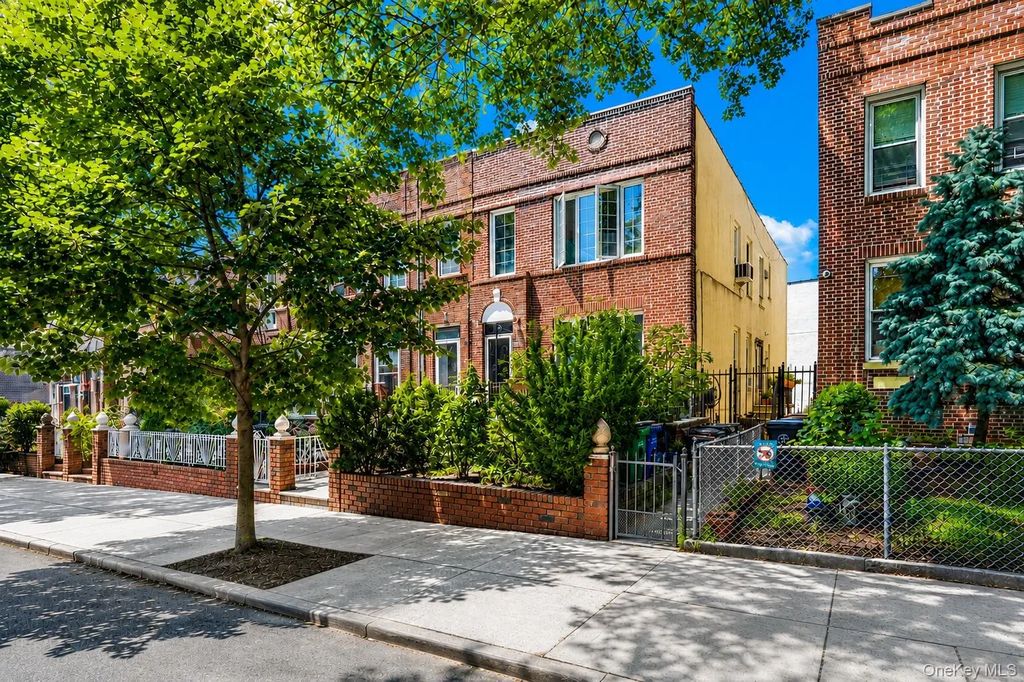 2358 23rd Street, Astoria