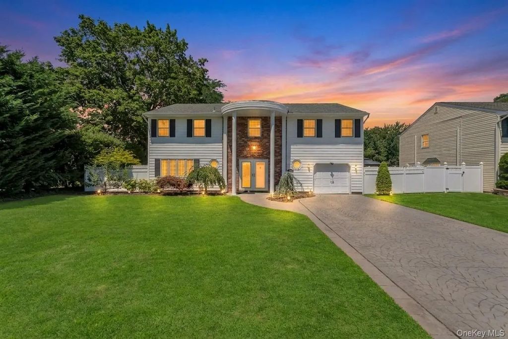 11 Empress Pines Drive, Nesconset