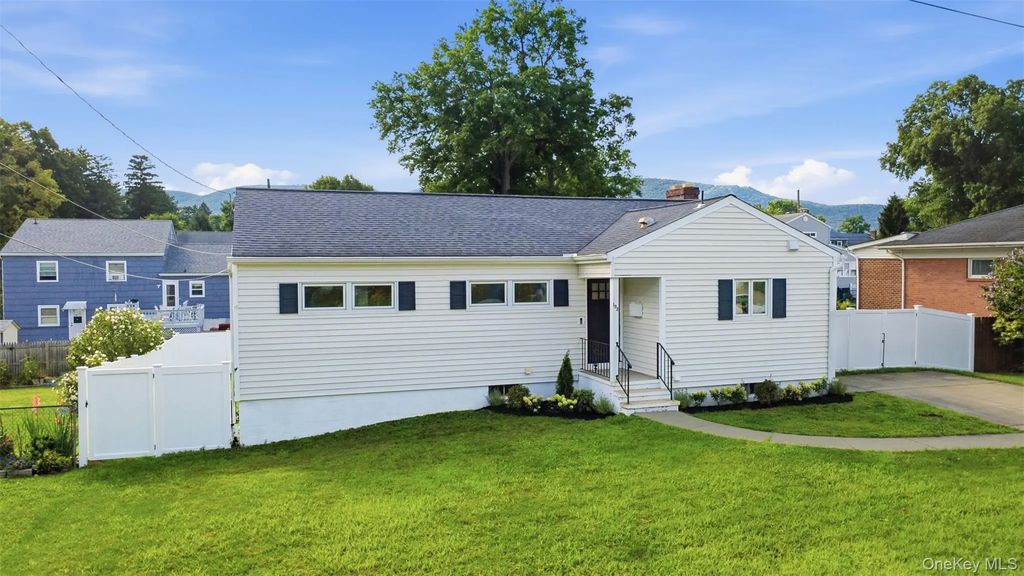 103 W Willow Street, Beacon