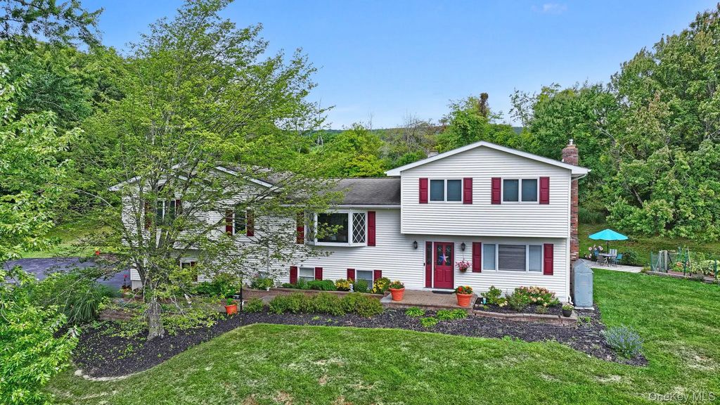 190 Ridge Road, Highland Mills