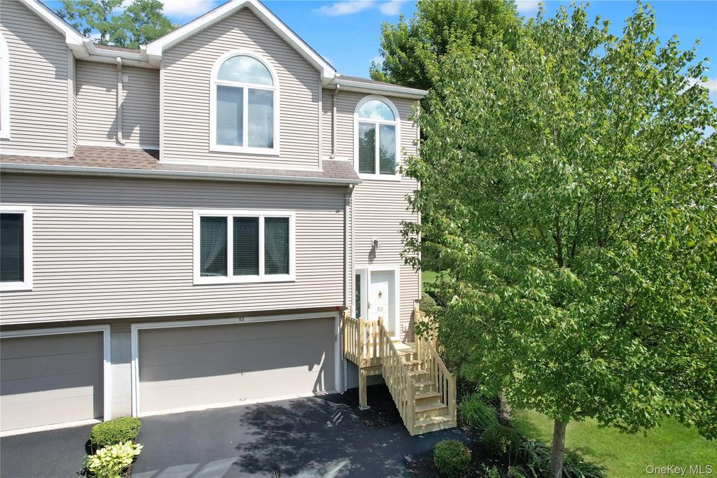 53 Leif Boulevard, Congers