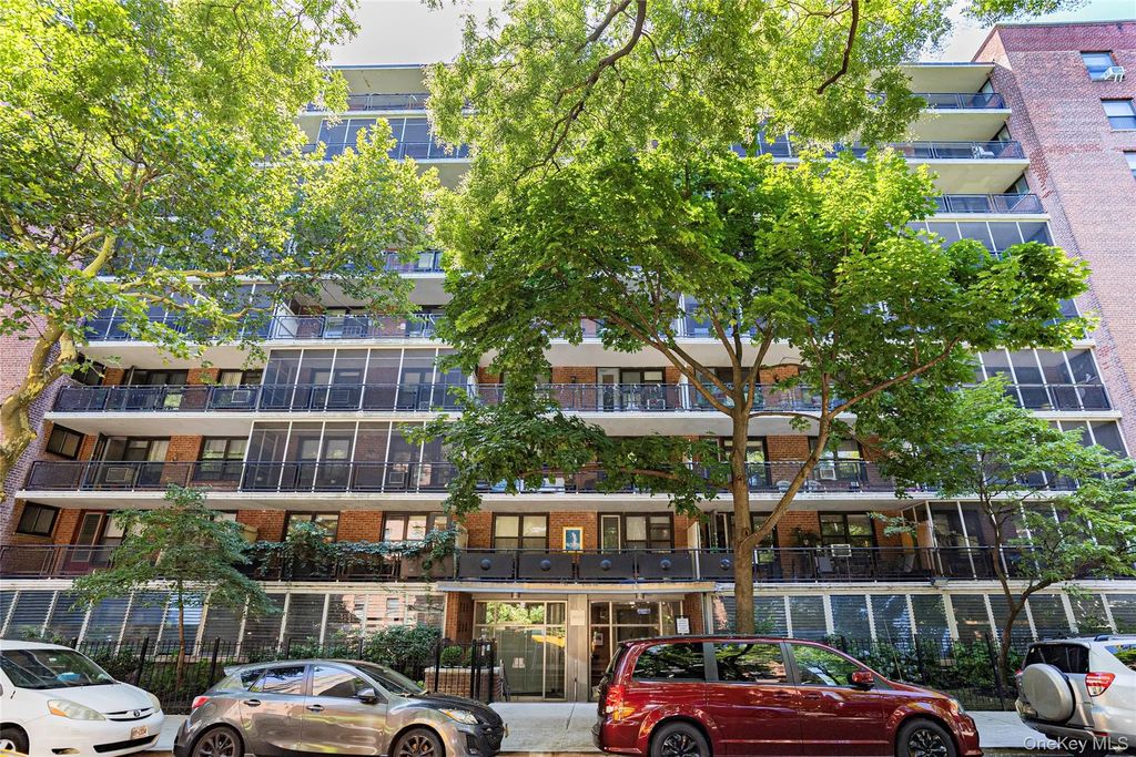 35-50 85 Street # 7k, Jackson Heights
