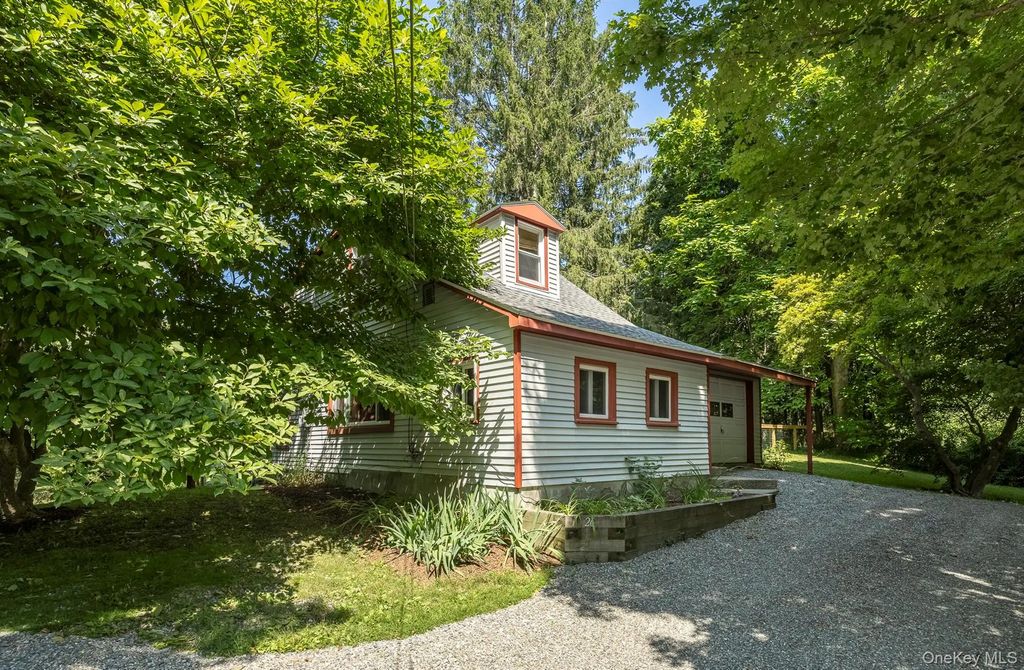 26 Hunns Lake Place, Stanfordville