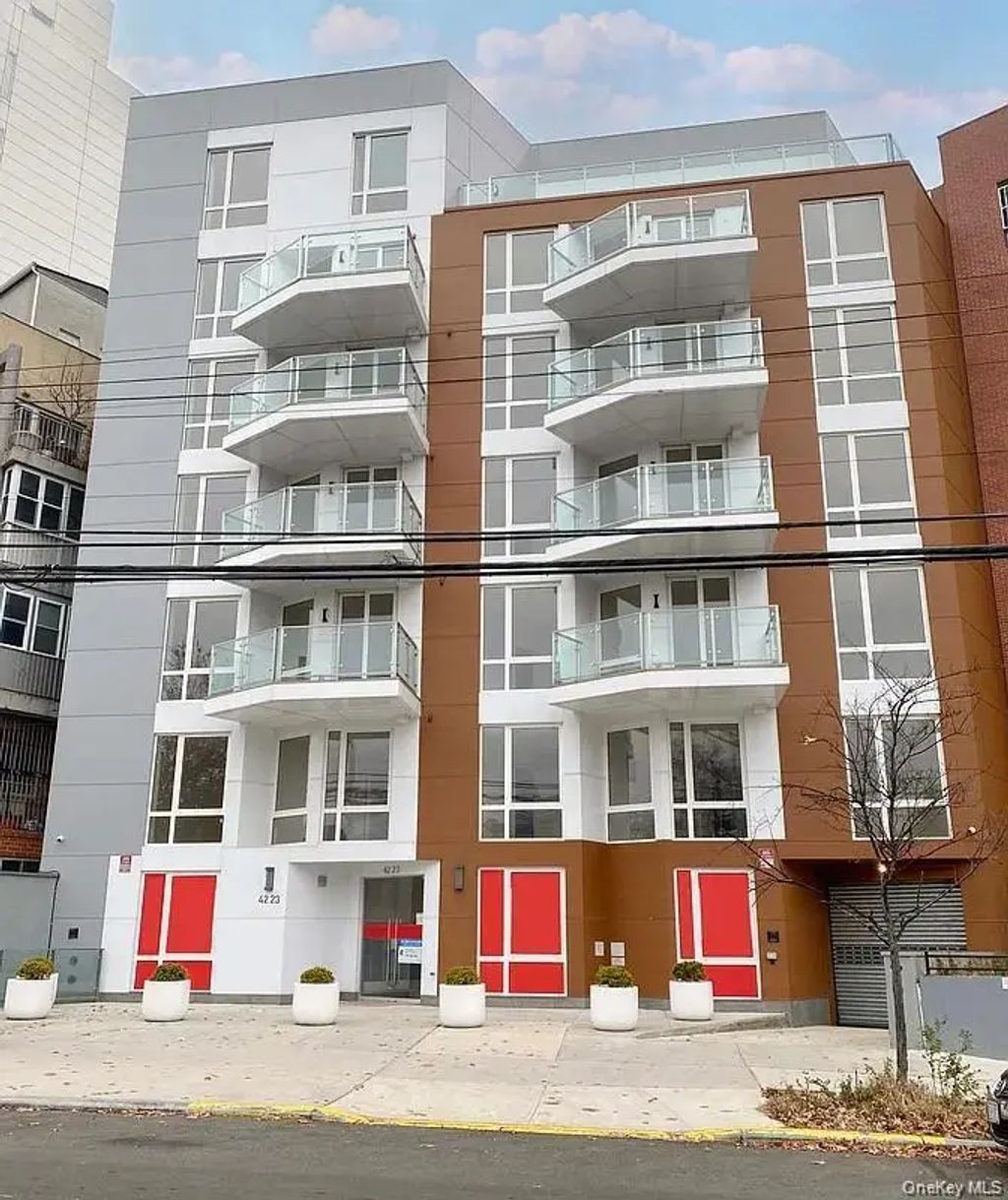 4223 Parsons Boulevard # 5c, Flushing
