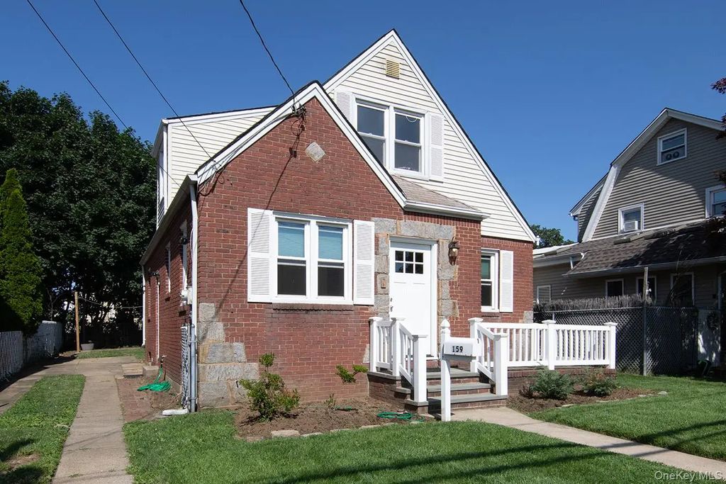 159 Harrison Avenue, Franklin Square