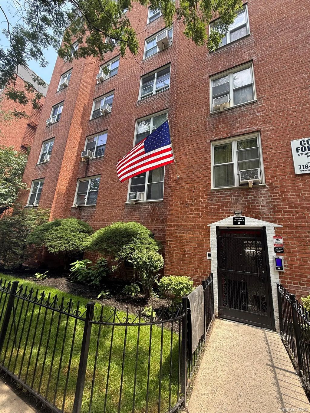 33-15 81st Street # 6e, Elmhurst