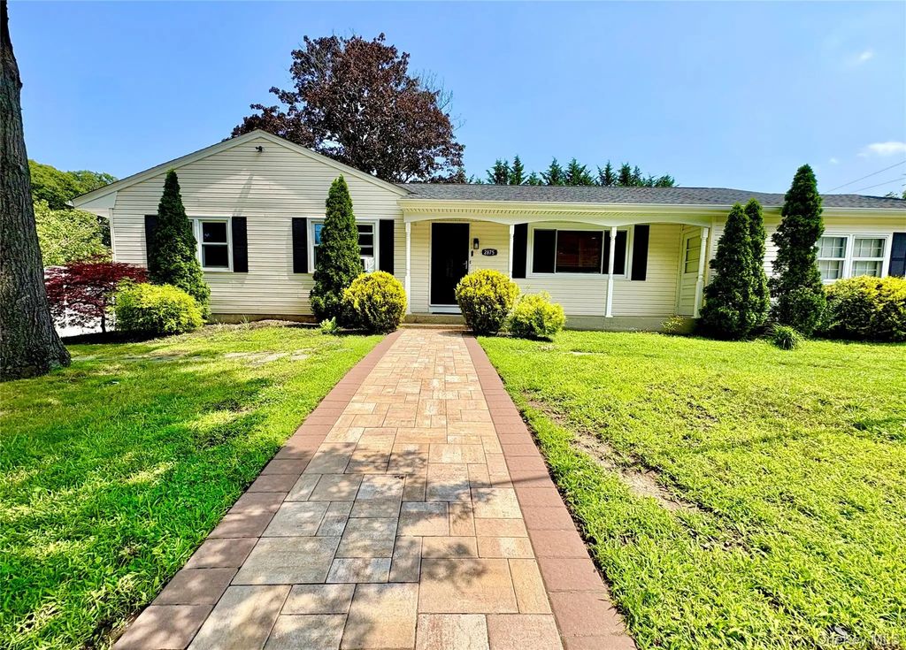 2875 Ocean Avenue, Ronkonkoma
