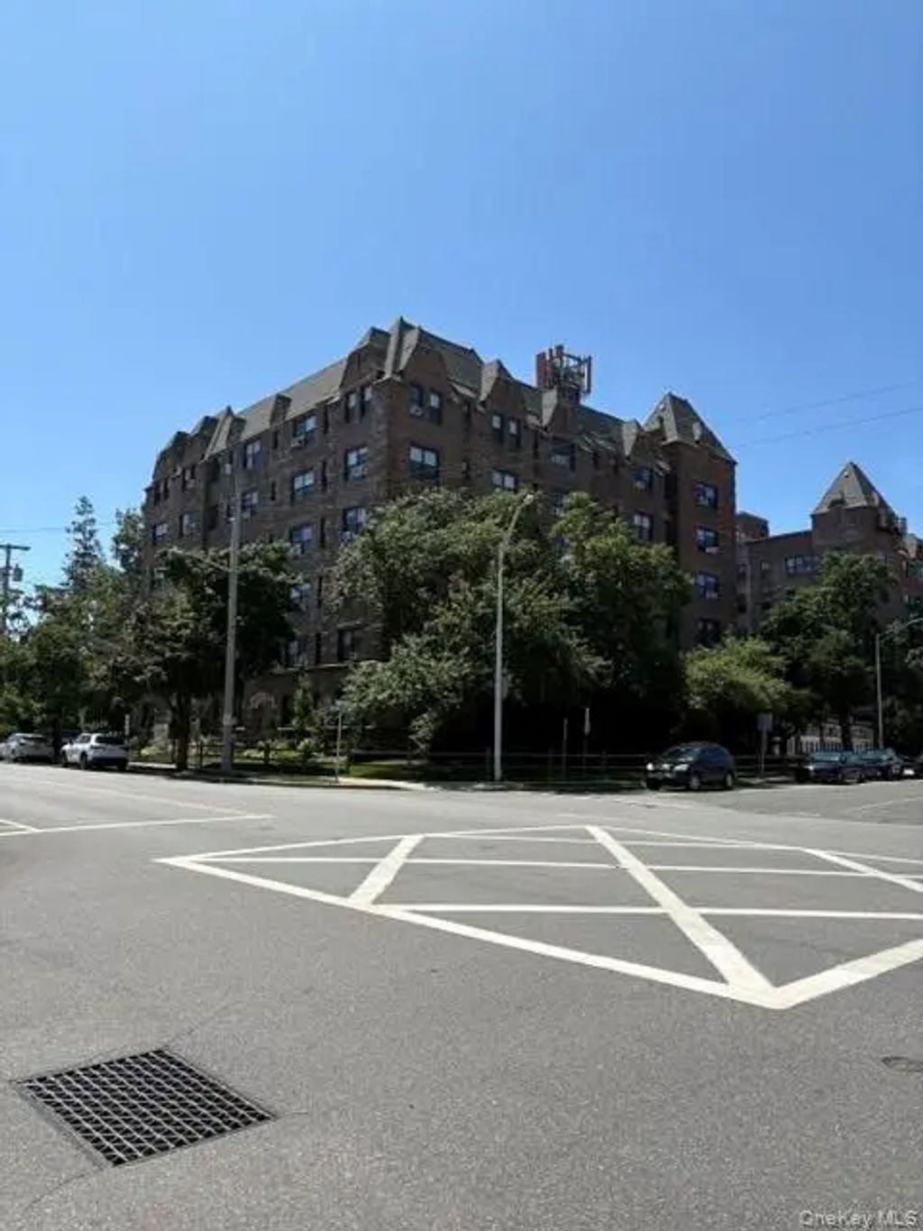 141 Woodmere Boulevard # 4b, Woodmere