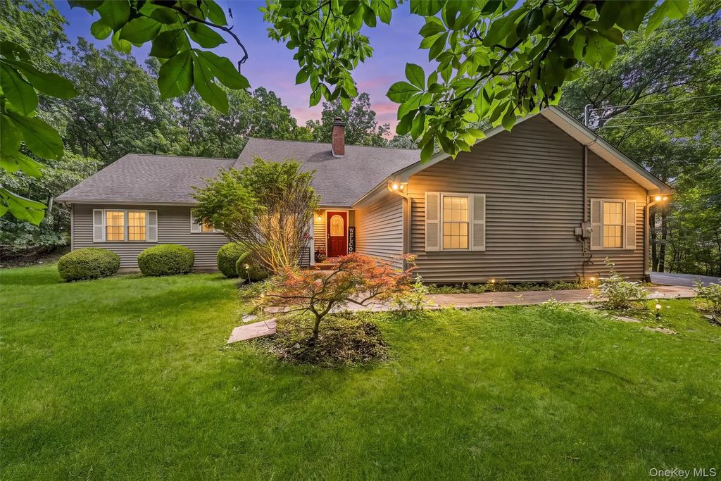98 Wood Road, Westtown