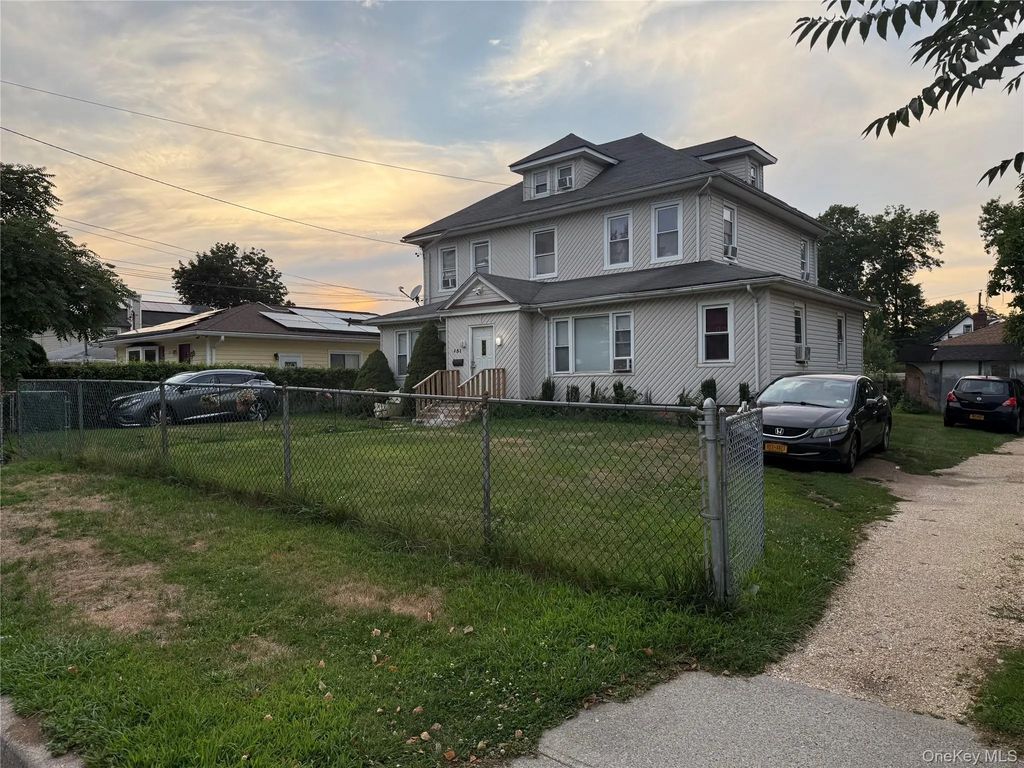 151 Amherst Street, Hempstead