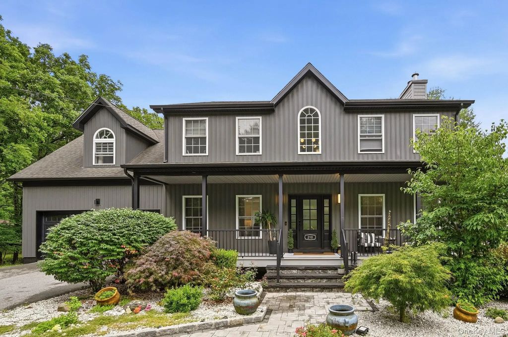 210 Howells Turnpike, Middletown