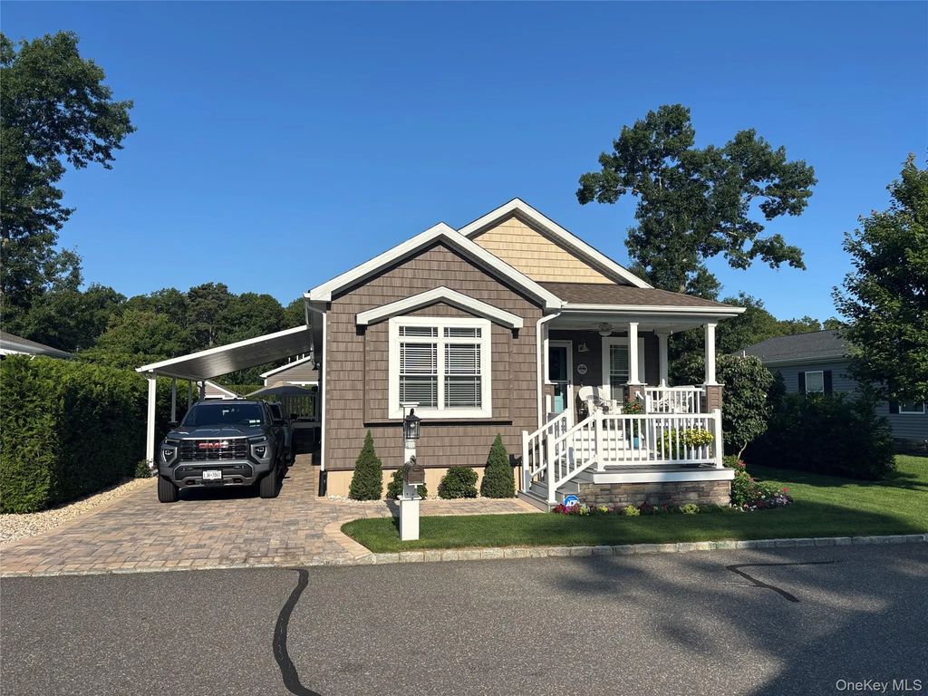 1661 Old Country Road # 567, Riverhead