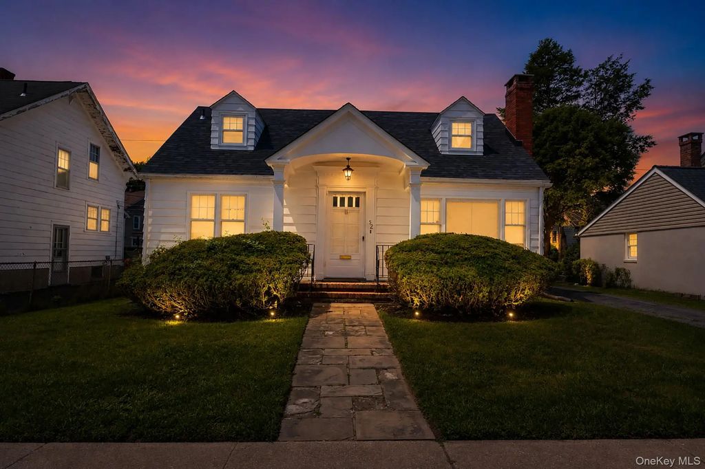 52 Fountain Place, Poughkeepsie