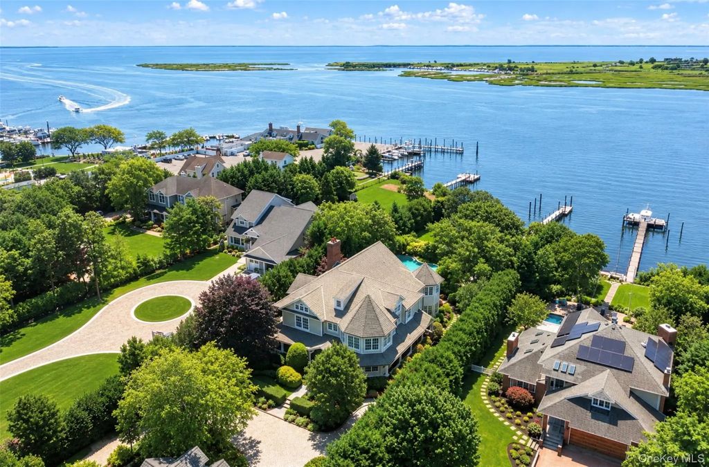 608 Shore Drive, Oakdale